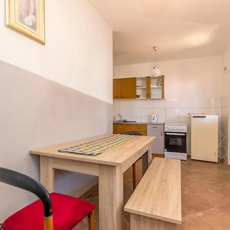 House Pelegrin בית נופש *