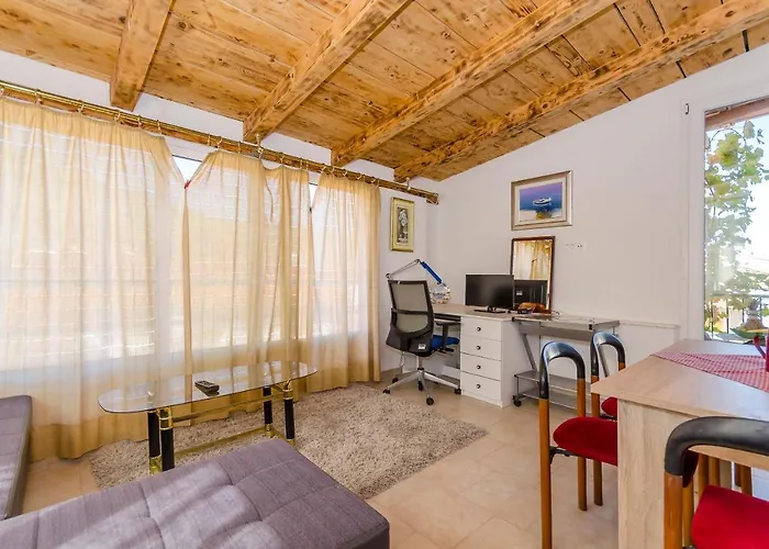House Pelegrin בית נופש