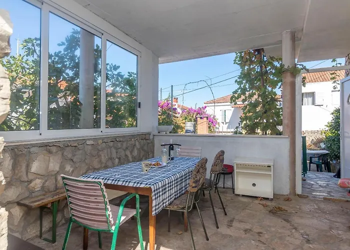 House Pelegrin בית נופש סטומורסקה
